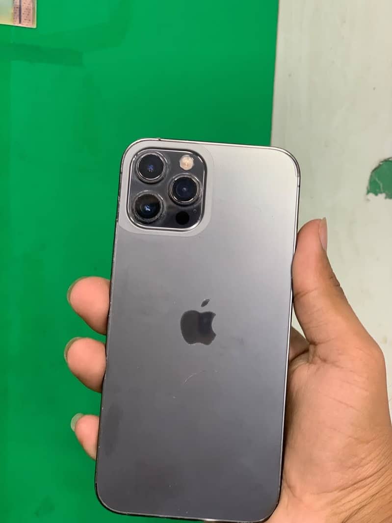 Apple iPhone 12 Pro Max 1