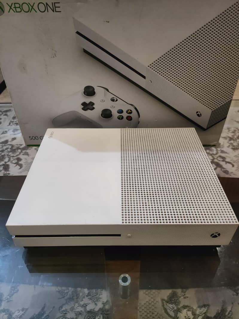 Xbox one s complete box 2