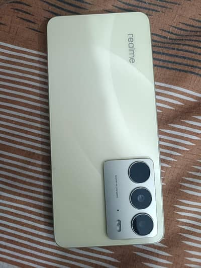 Realme C75