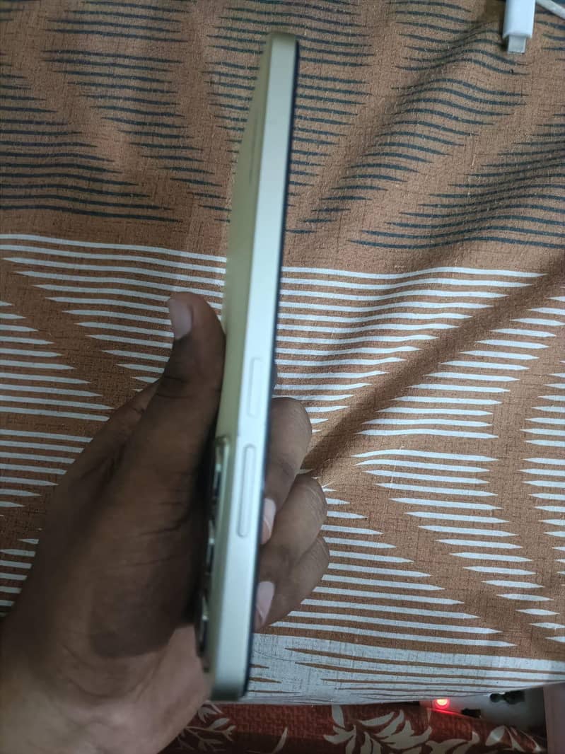 Realme C75 3