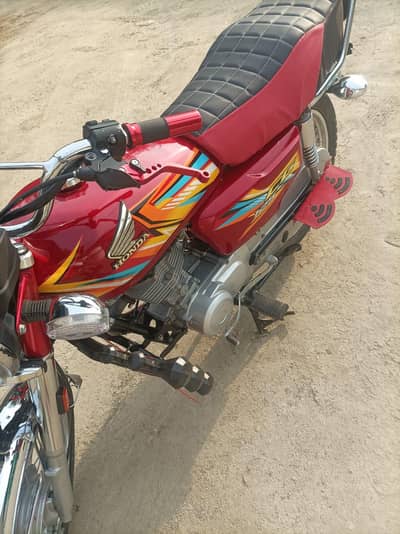 03109393085 contact number WhatsApp 03109393085