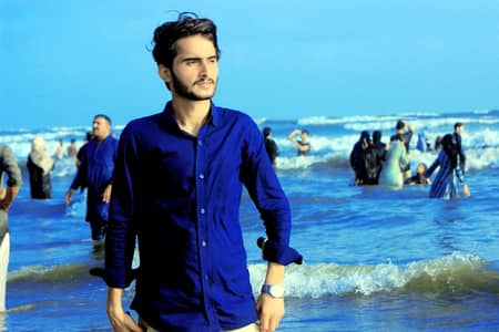 Faraz Khan 