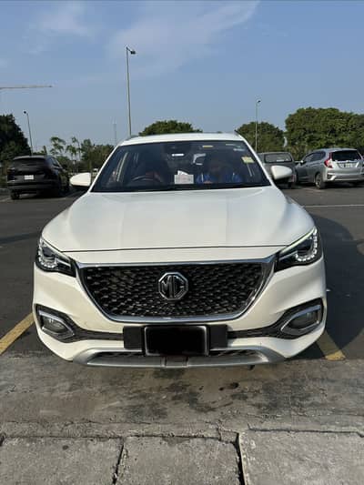 MG HS 2021