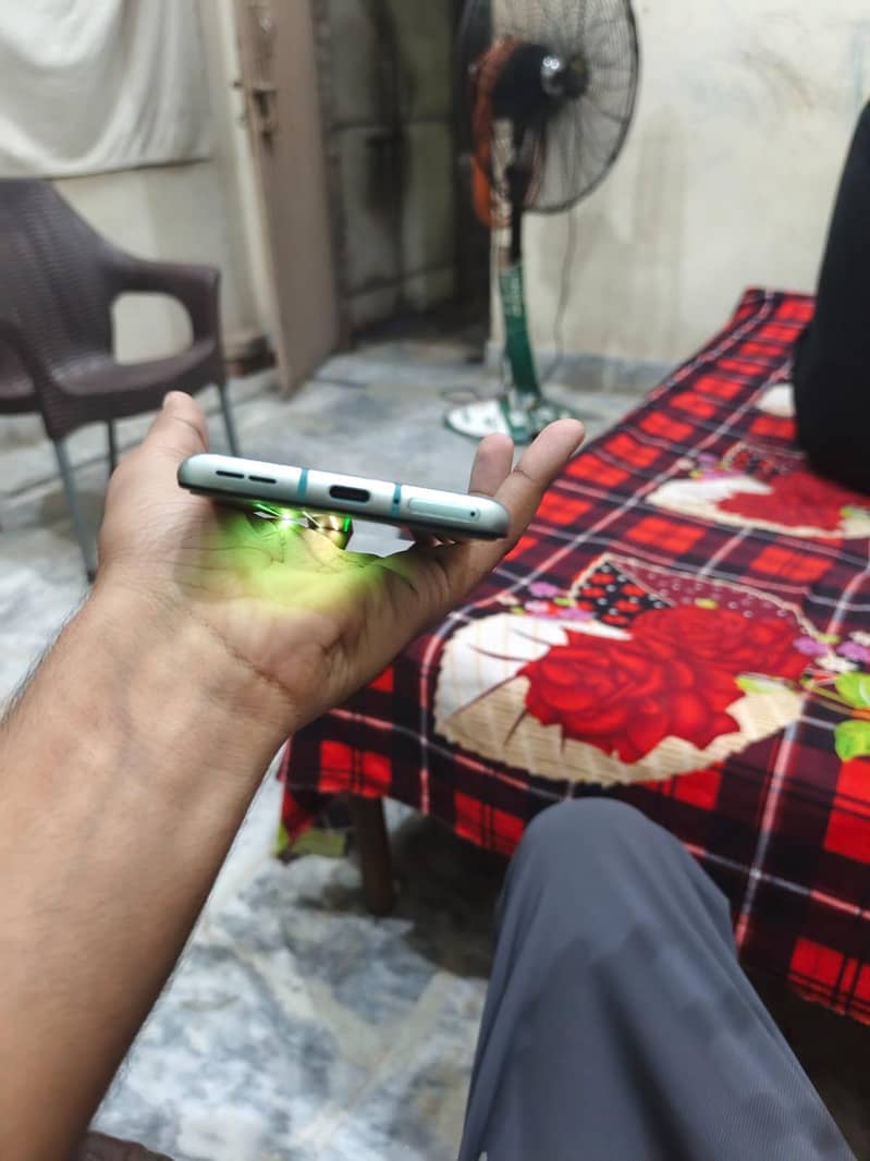 One Plus 8T 3