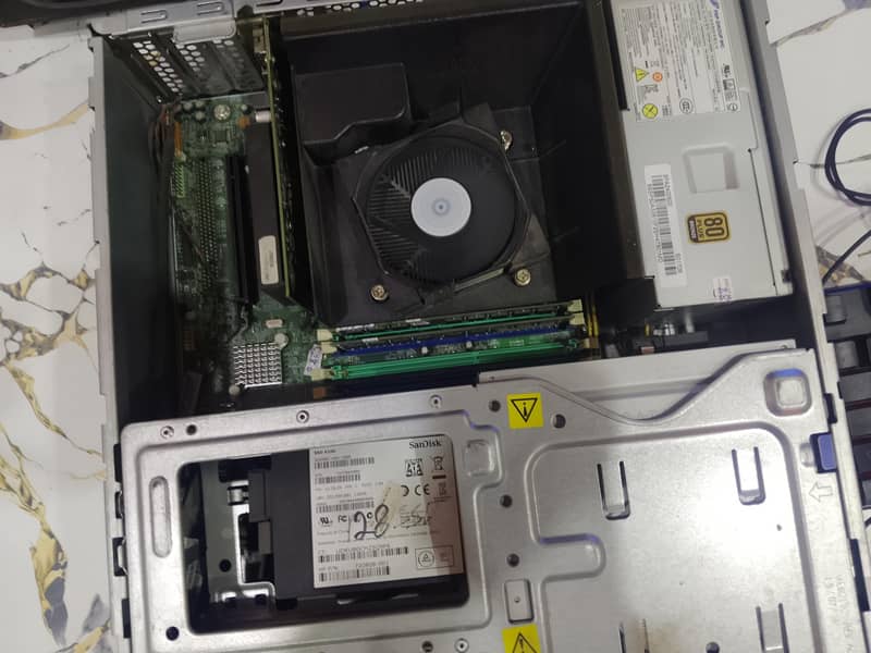 Lenovo computer 0