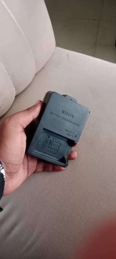 Nikon Z50 Battery EN-EL25 & Charger MH-32 Original Set - Urgent Sale
