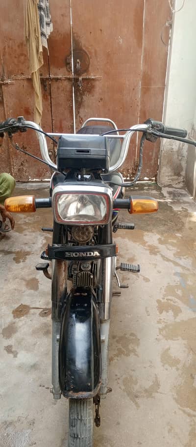 Honda cd 70