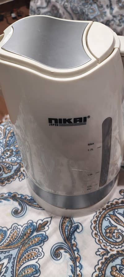 Off-White Electric Kettle 1.7 Liter