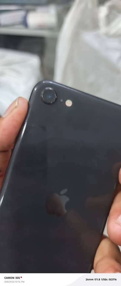Apple iPhone SE