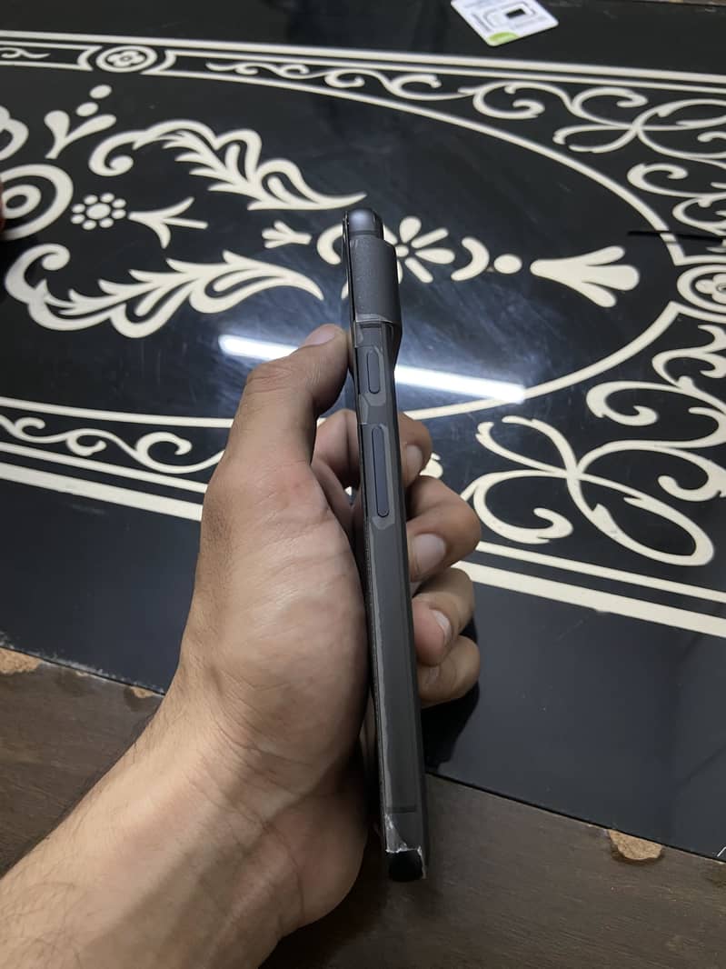 Google Pixel 8 1