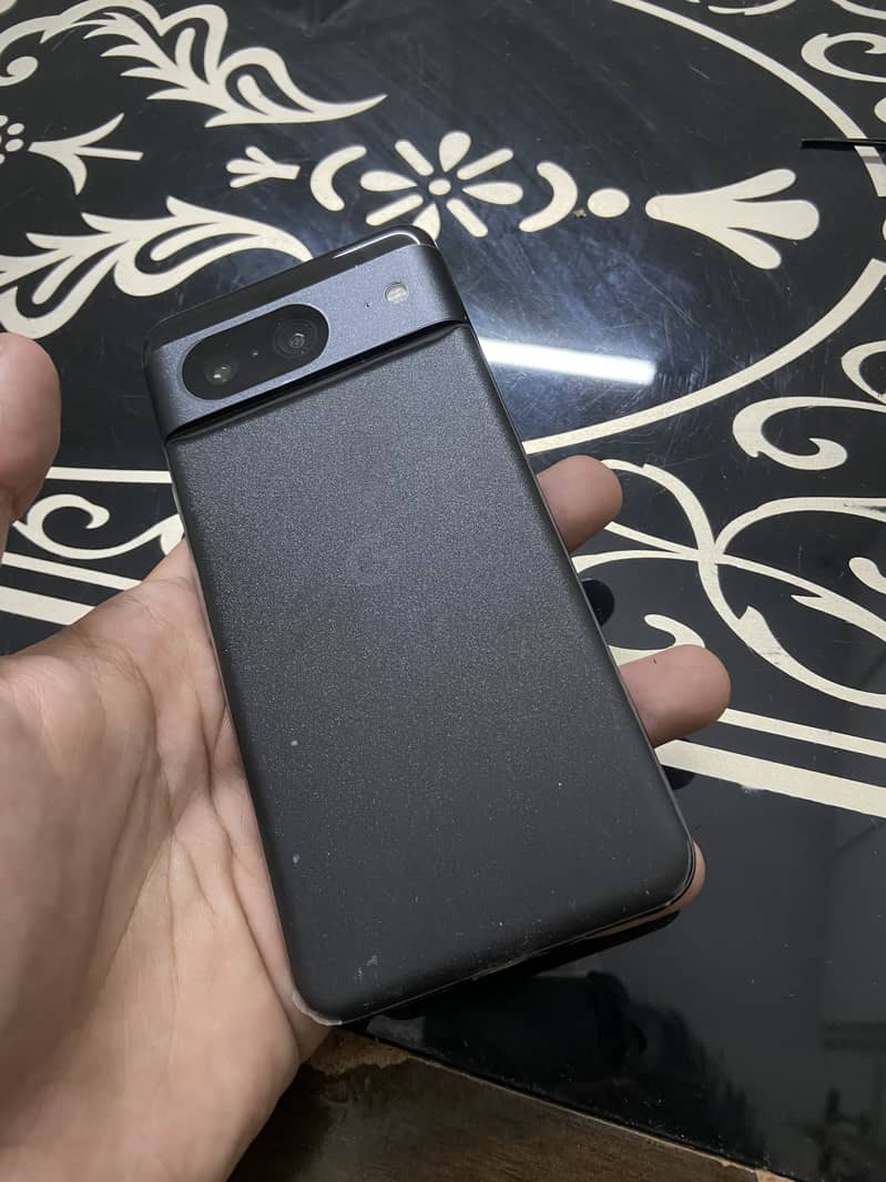 Google Pixel 8 3