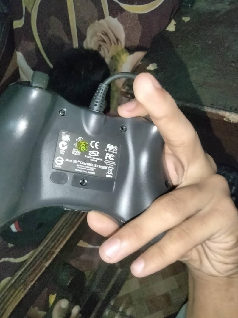 Xbox 360 ka controller ha 1
