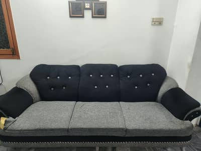 5 Seater Sofa Set with cushions