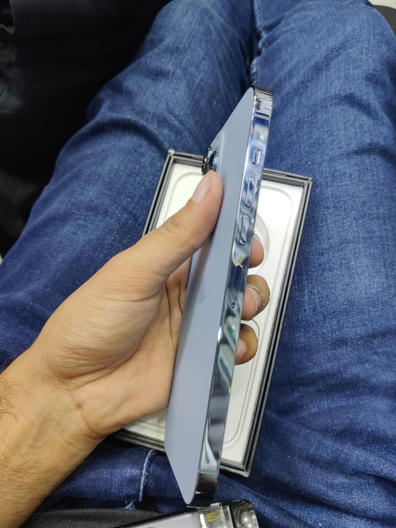 IPHONE 13 PRO MAX 3