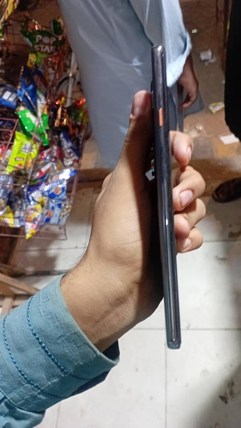 tecno camon 40pro 3