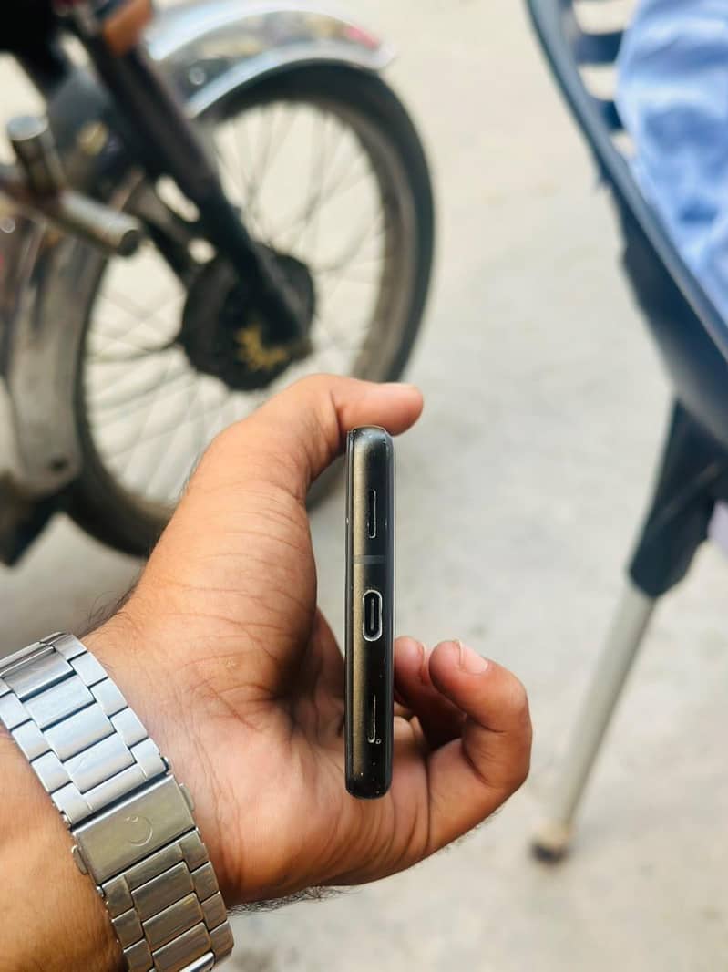 Google Pixel 6a 2