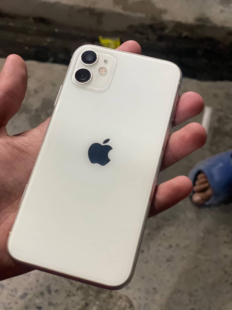 Apple iPhone 11 5
