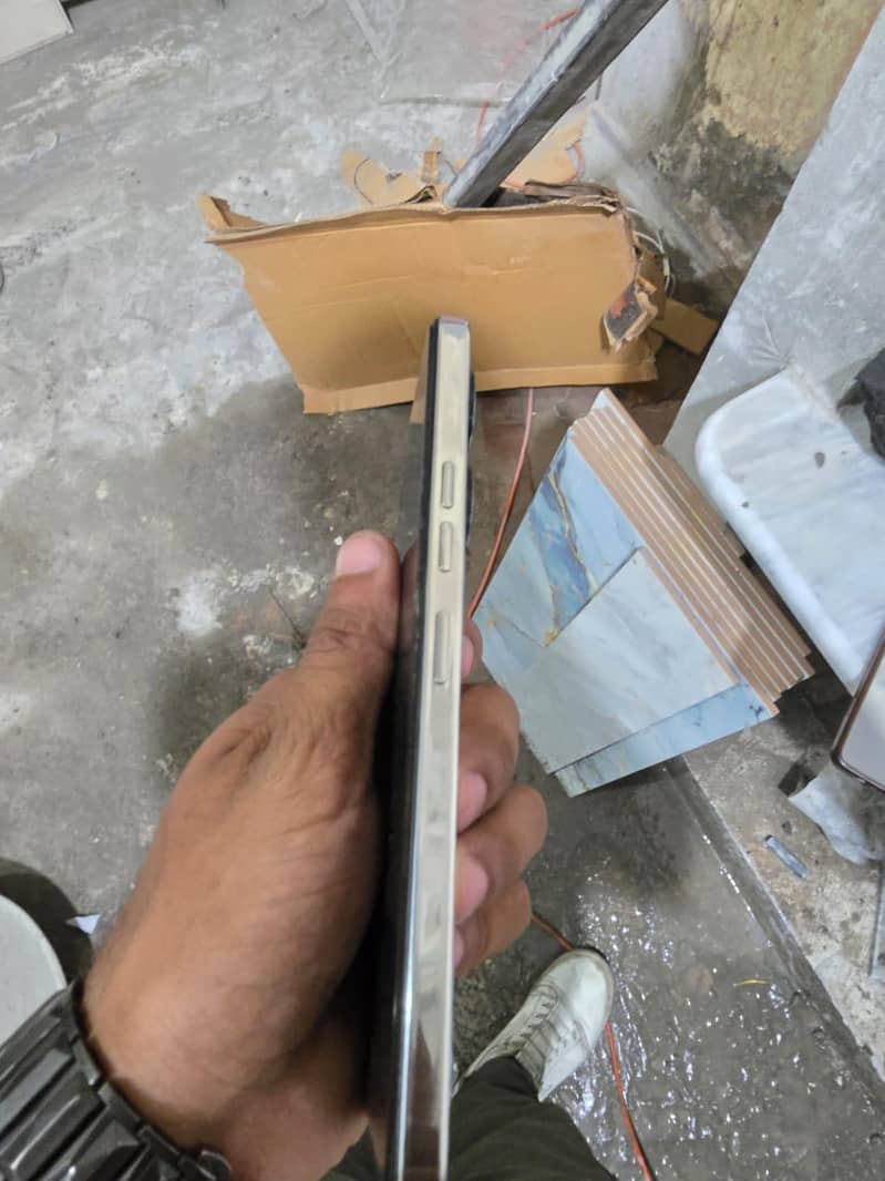 camon 20 3