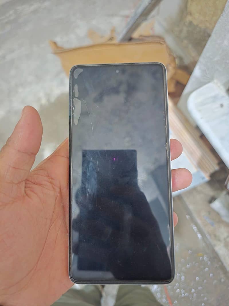 camon 20 4