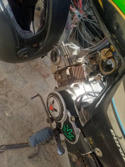Motorcycle 70cc Sutlej 2015 model