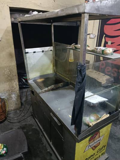 shawarma counter