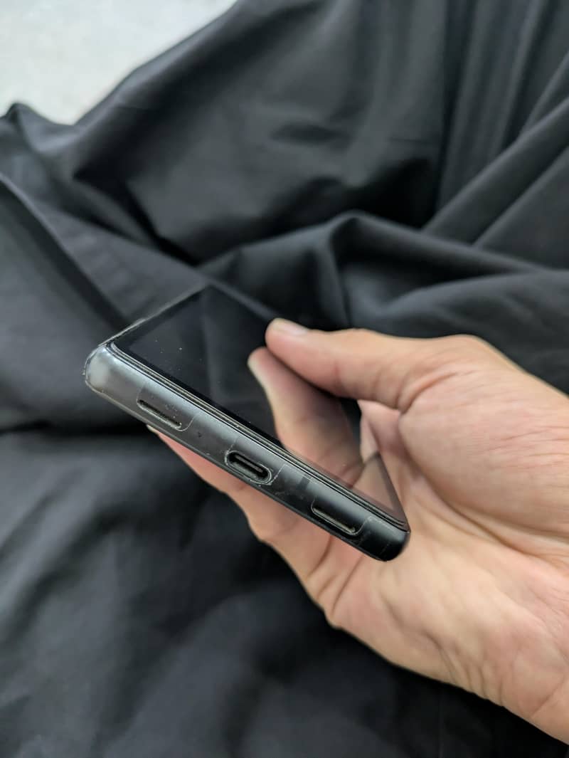 Google Pixel 7a 4