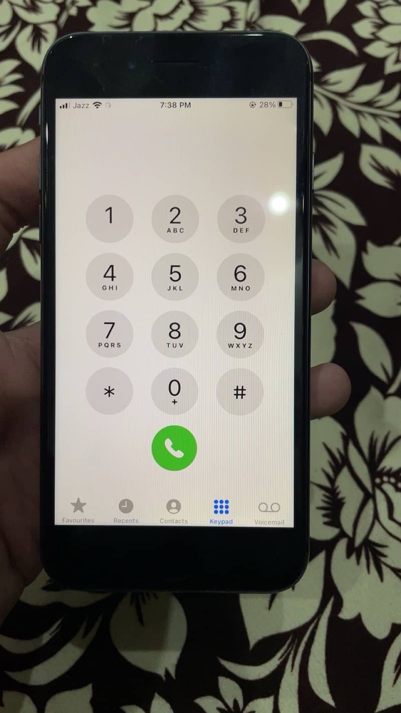 Apple iPhone 8 3