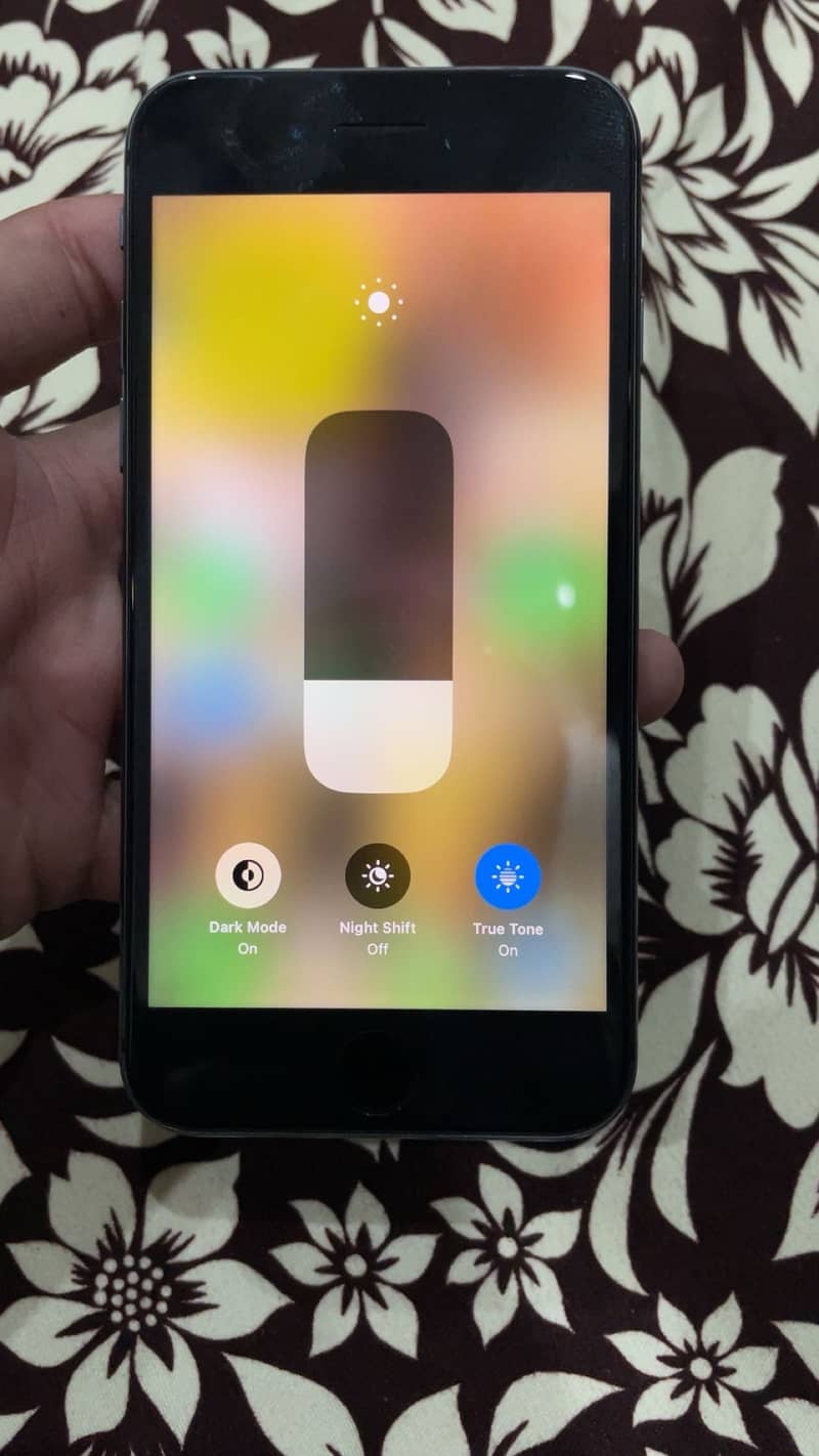 Apple iPhone 8 4