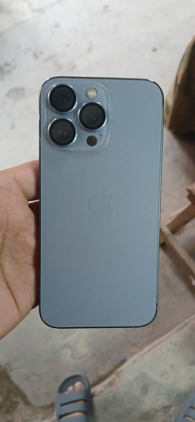 Apple iPhone 13 Pro