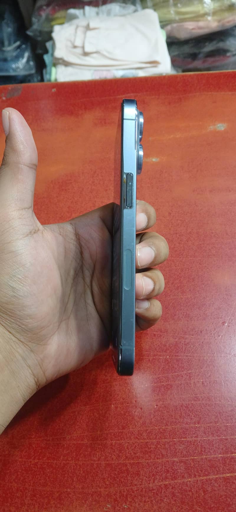 Apple iPhone 13 Pro 3