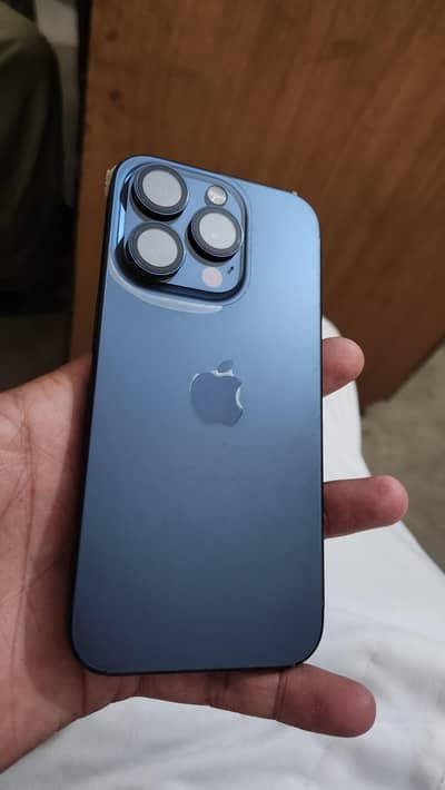 Apple iPhone 15 Pro
