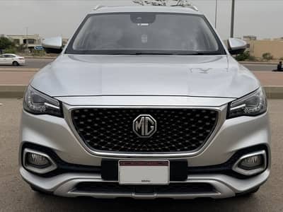 MG HS 2022