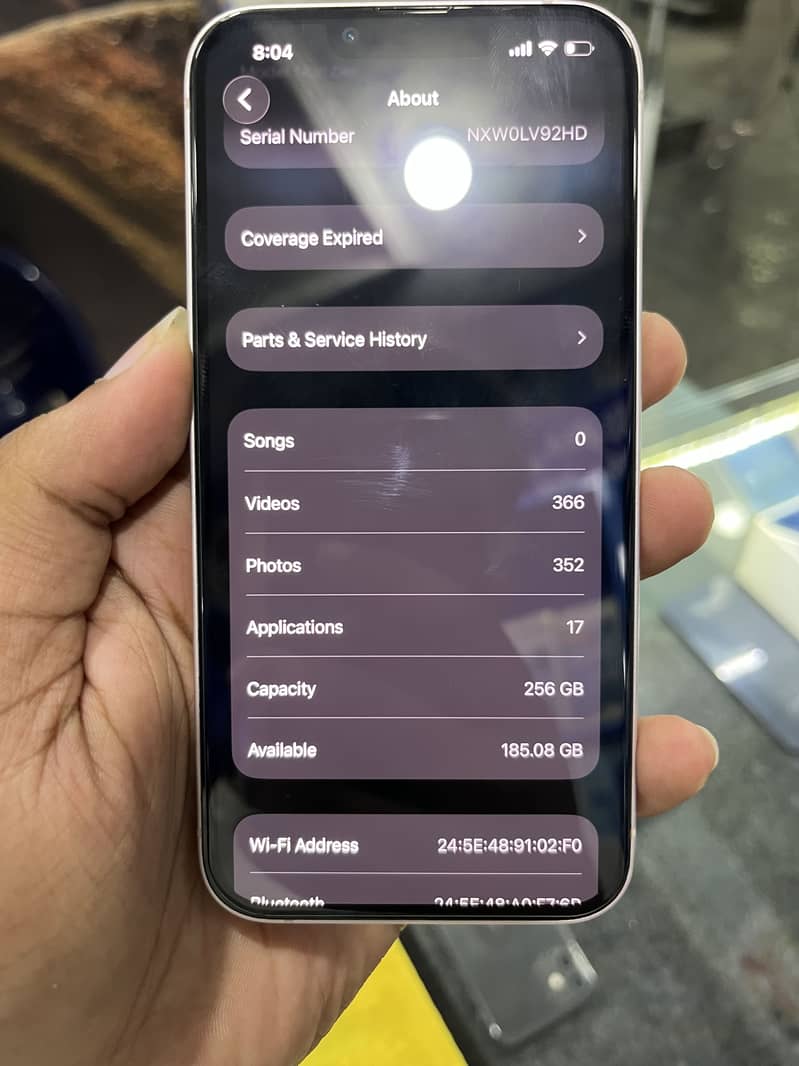 Apple iPhone 13 11