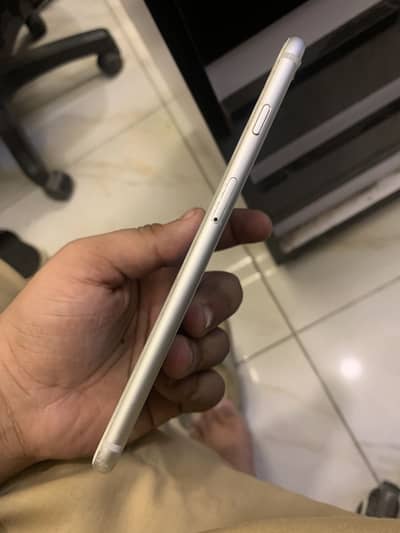 Apple iPhone 6S Plus