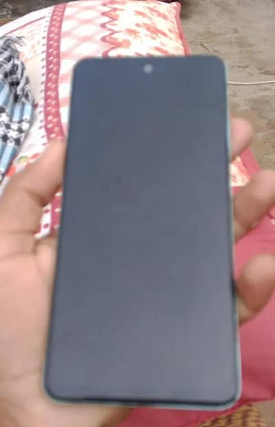Infinix Smart 8 4+4/64 Box Cable 03269771122 is number par rabta kry