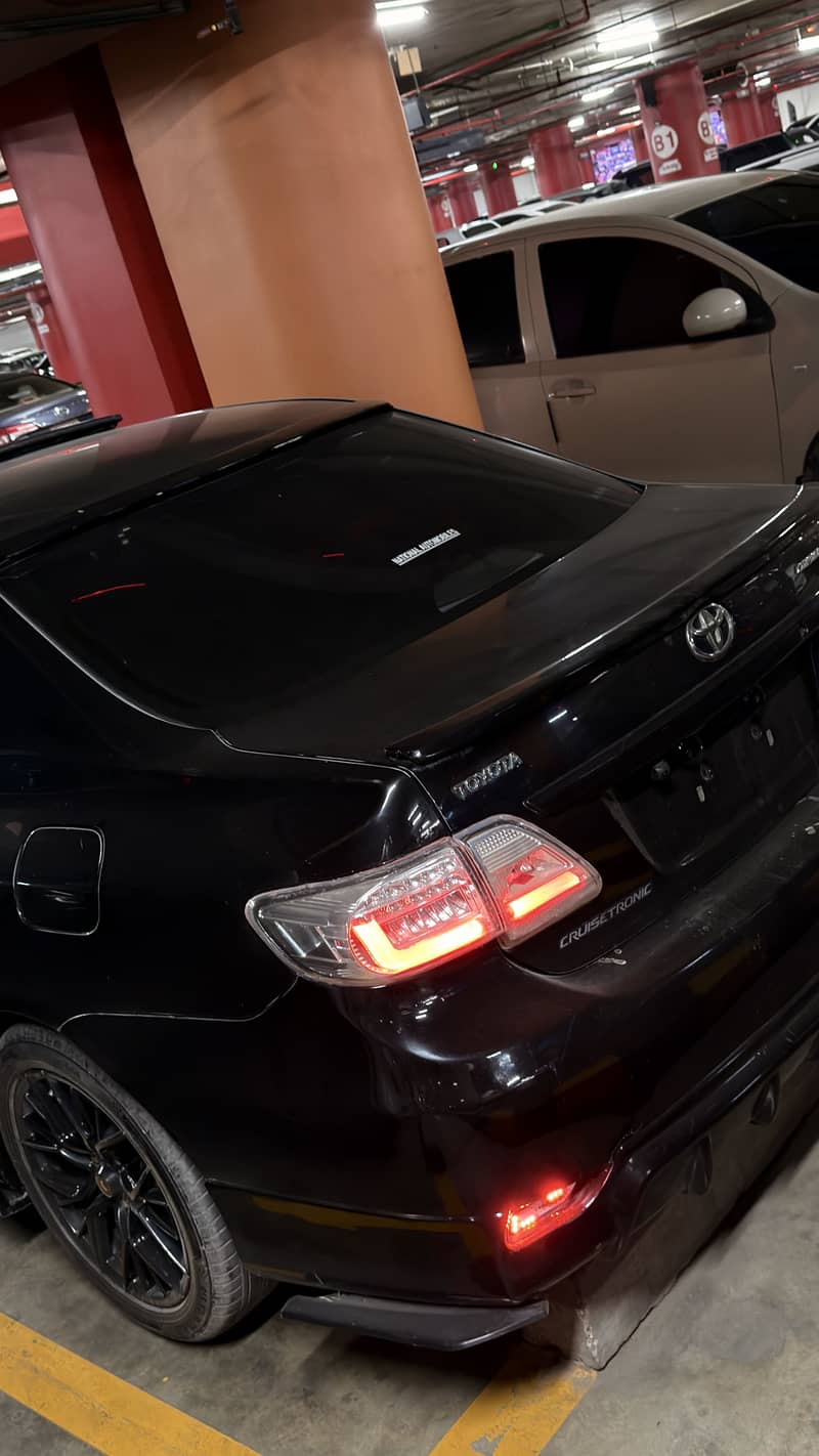 Corolla 2012 back lava lights 1