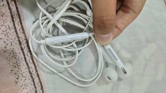 new Samsung handfree
