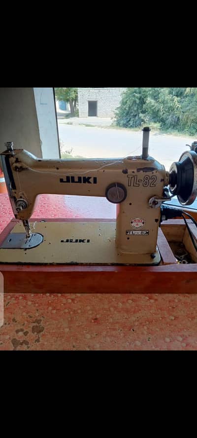 Original Juki TL-82 Sewing Machine (Only Head)