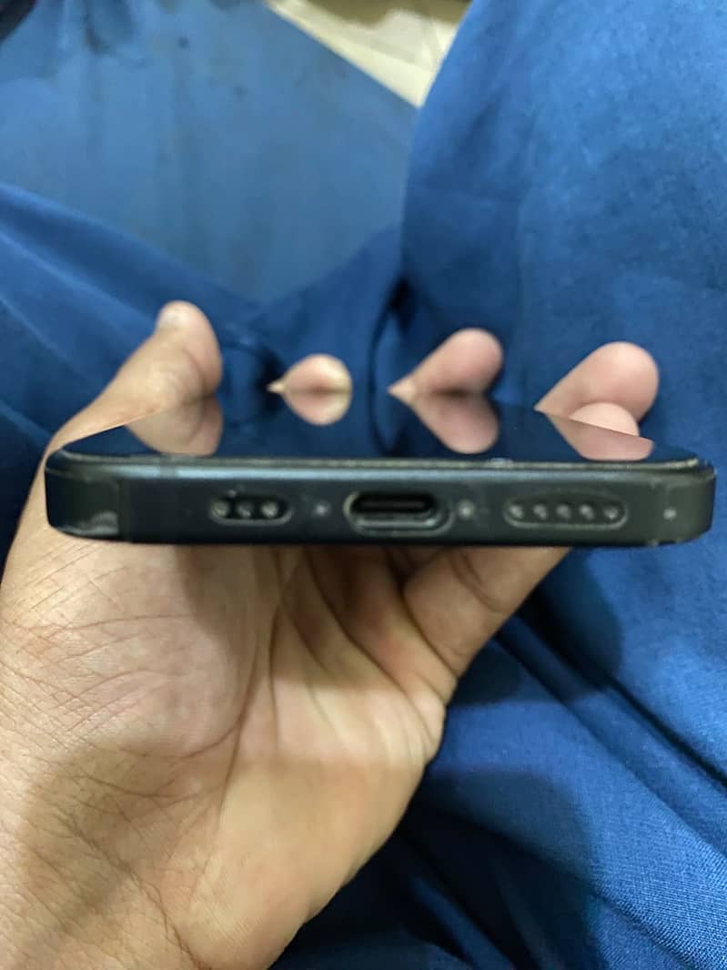 Iphone 15 4