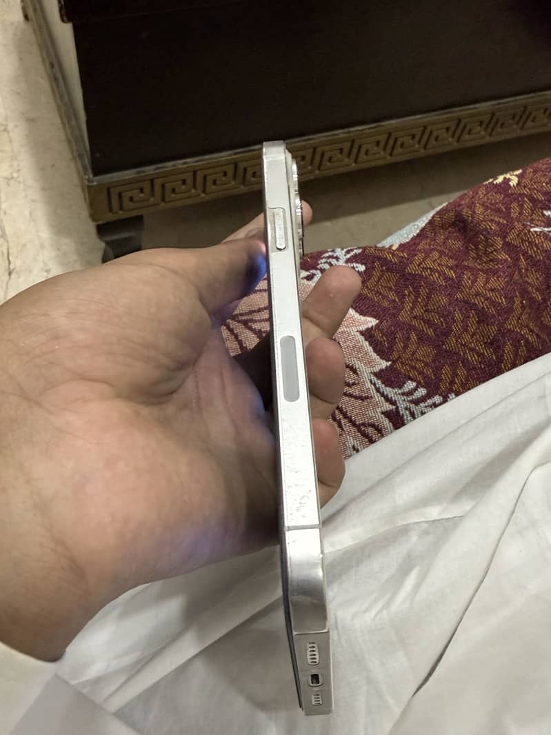 Apple iPhone 13 Pro Max 7