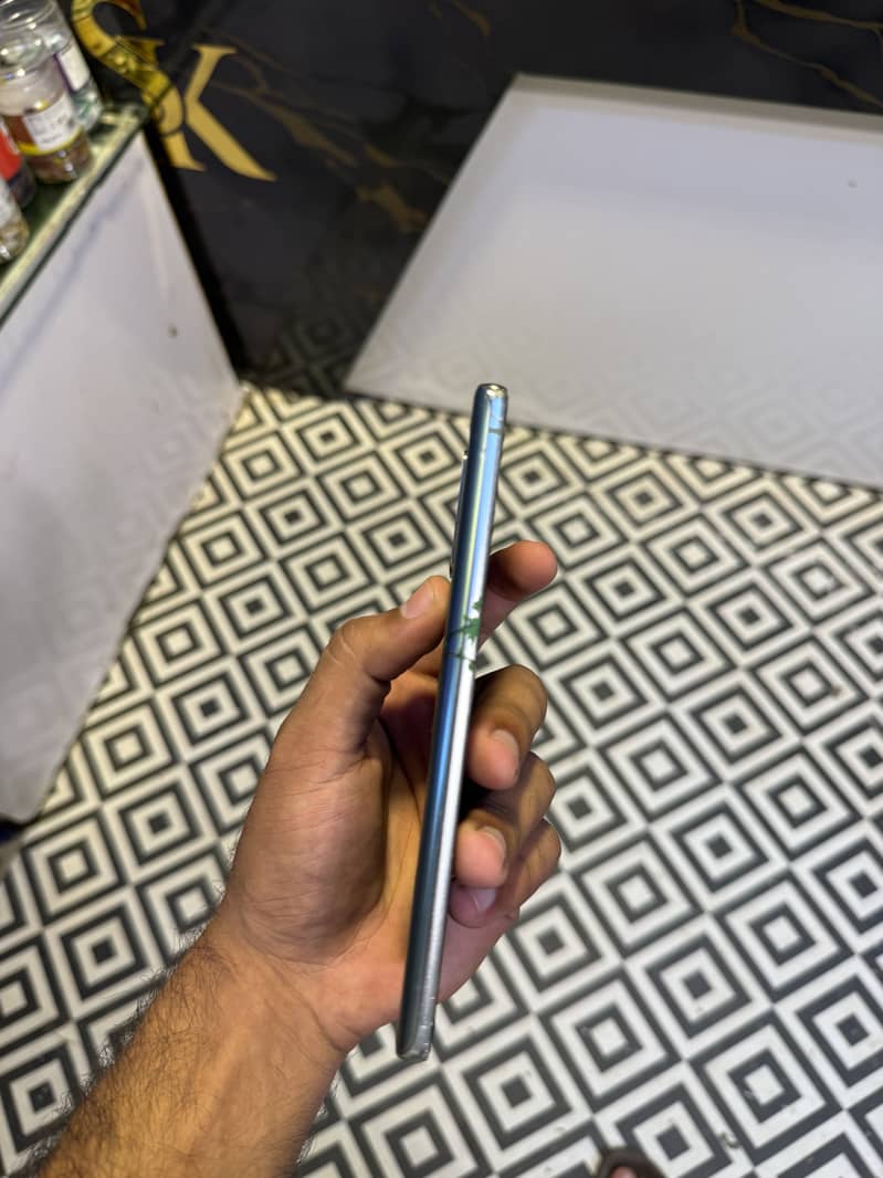 Samsung Mobile Note 20 4