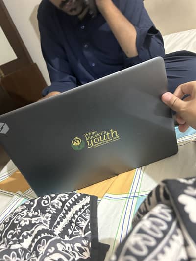 Prime ministers scheme laptop