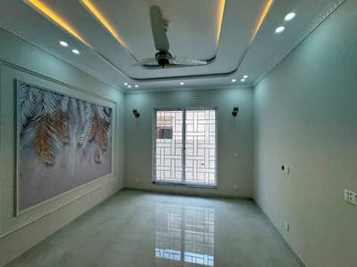 10 Marla brand new house for rent