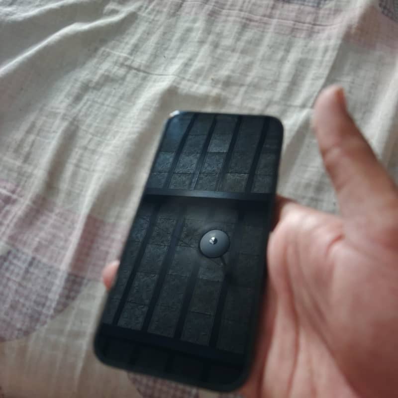 Apple iPhone 12pro 1