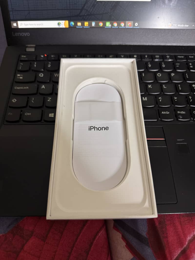 Apple iPhone 16 Pro Max 7