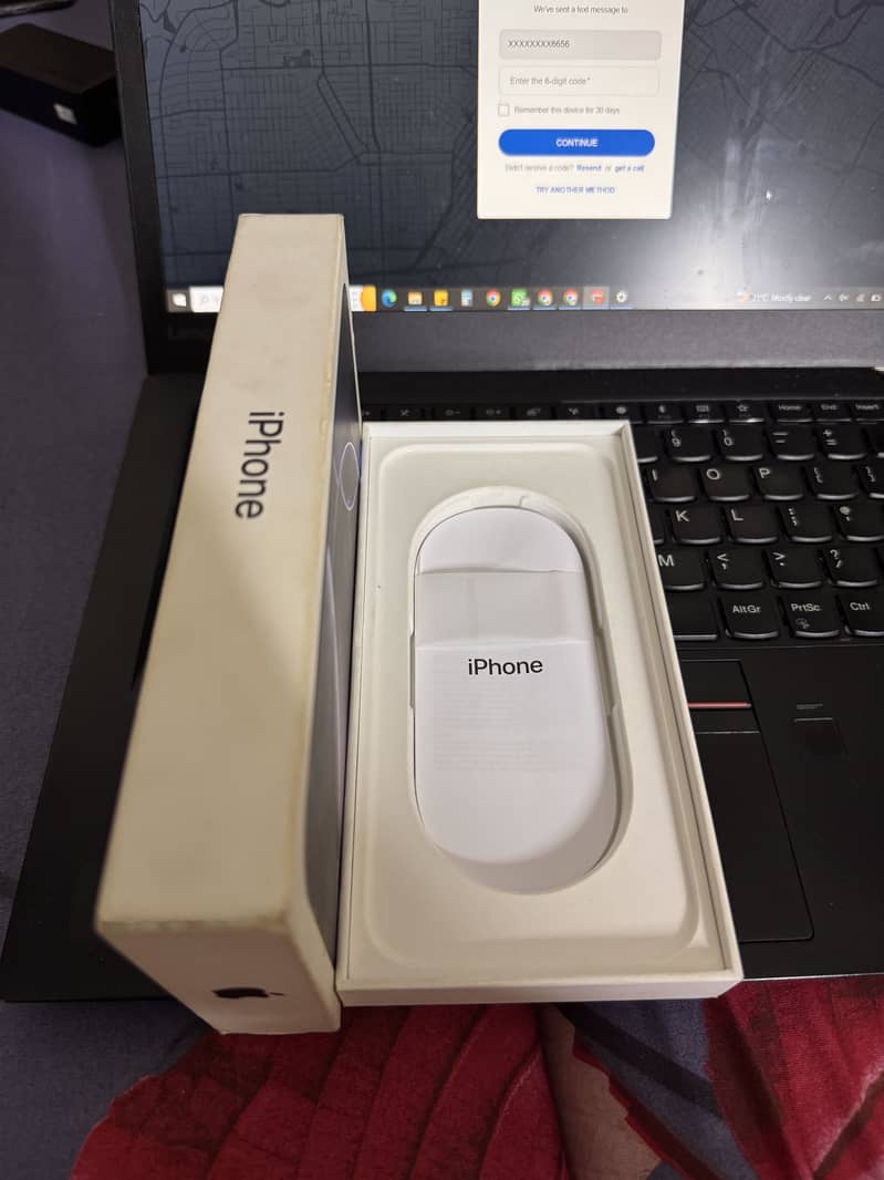 Apple iPhone 16 Pro Max 8
