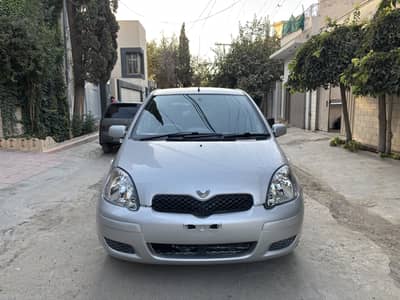 Toyota Vitz 2001