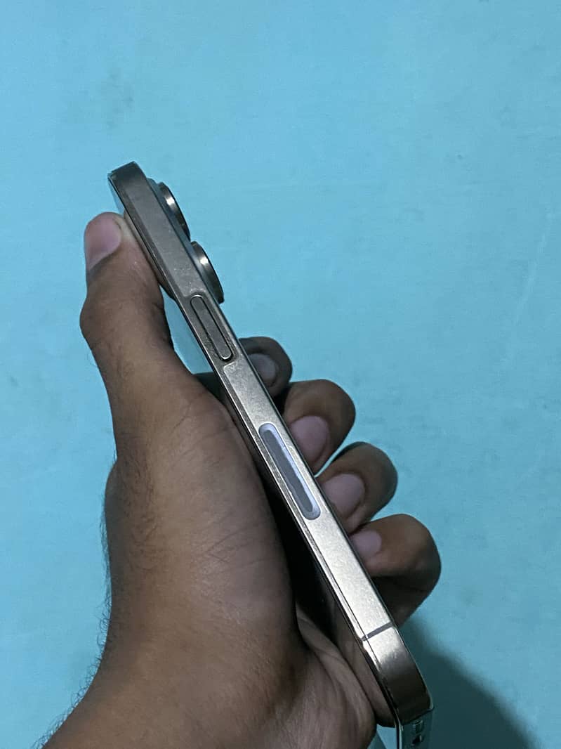 Apple iPhone 14 Pro 1