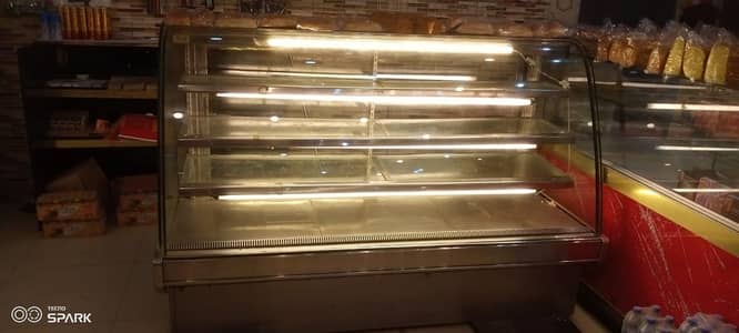 Cake Display Counter | freezer