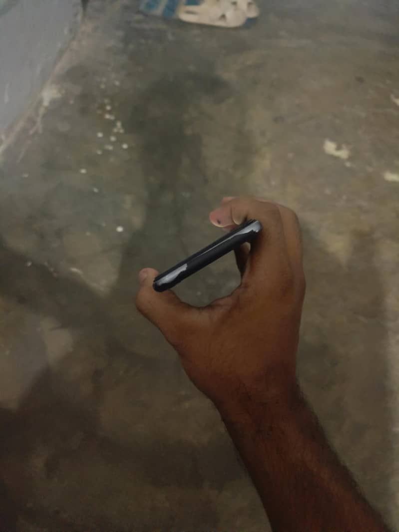 Apple iPhone 8 5